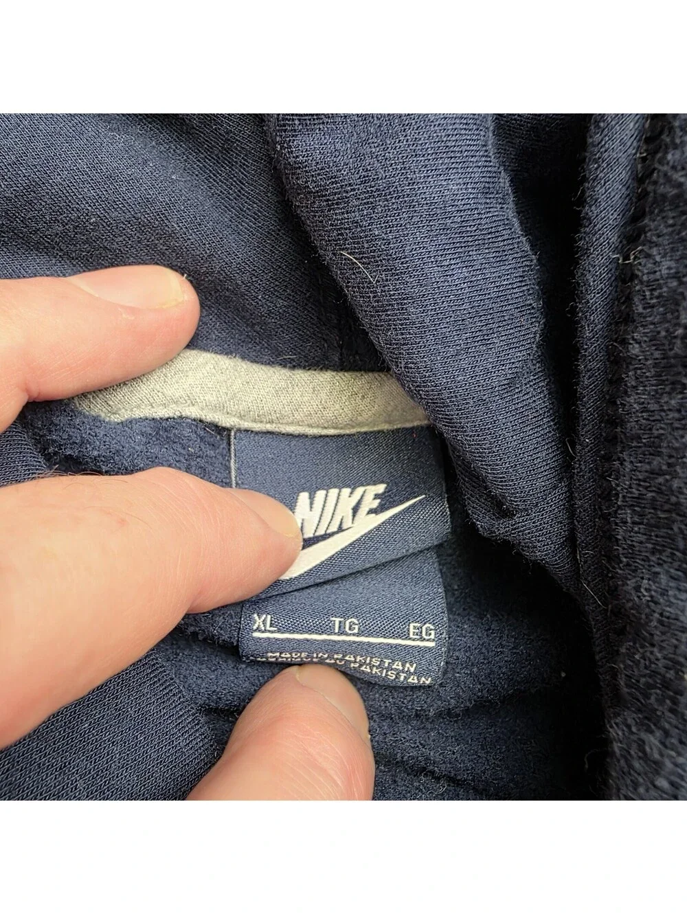 Nike sportswear essential